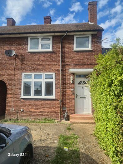3 Bedroom Terraced House To Rent In Longtown Road, Romford, Havering, RM3