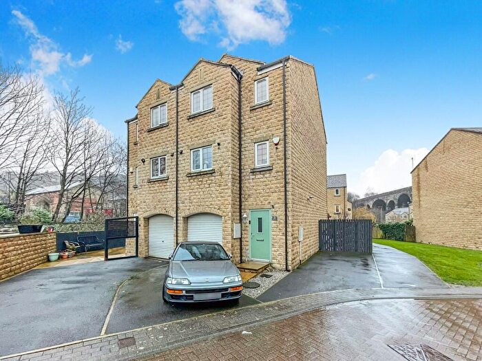 4 Bedroom Semi Detached House For Sale In Dale View, Longwood, Huddersfield, West Yorkshire, HD3