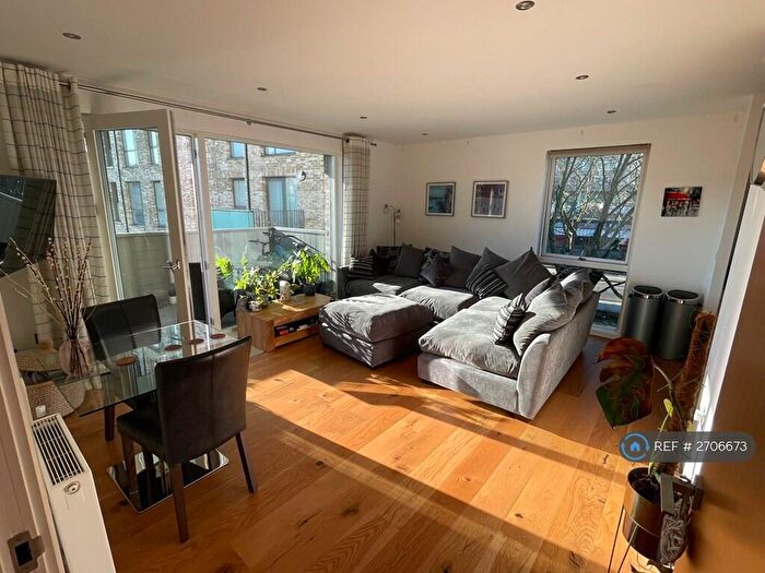 2 Bedroom Flat To Rent In Monolulu Court, London, SE17