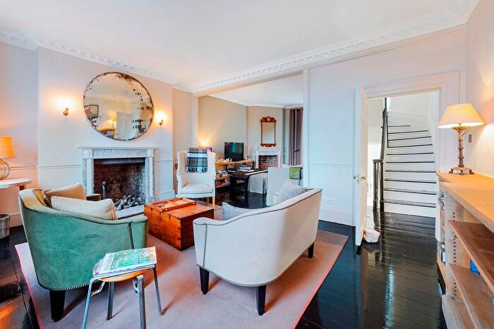 4 Bedroom Terraced House To Rent In Cheyne Walk, London, SW10