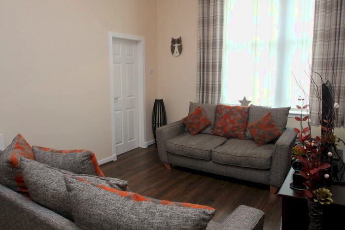 1 Bedroom Flat To Rent In Garfield Street, Dennistoun, G31