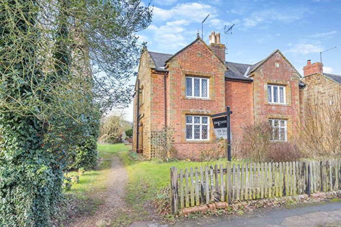 3 Bedroom Semi-Detached House For Sale In Main Street, Northampton, Great Brington, NN7