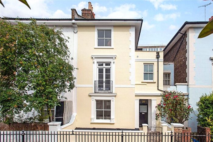 4 Bedroom Terraced House To Rent In Cambridge Grove, Hammersmith, London, W6