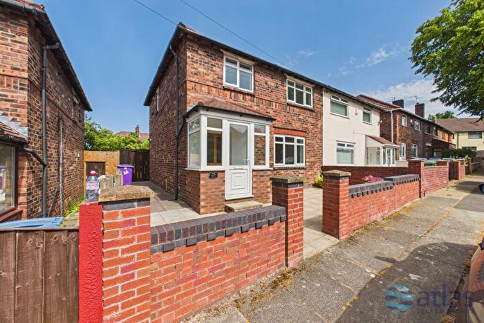 3 Bedroom Semi Detached House For Sale In Anstey Road, Stoneycroft, L13