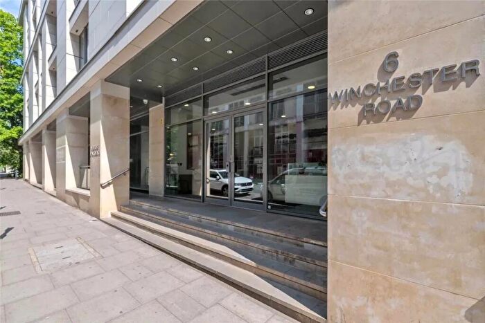 3 Bedroom Flat To Rent In Melrose Apartments, Winchester Road, Belsize Park, NW3