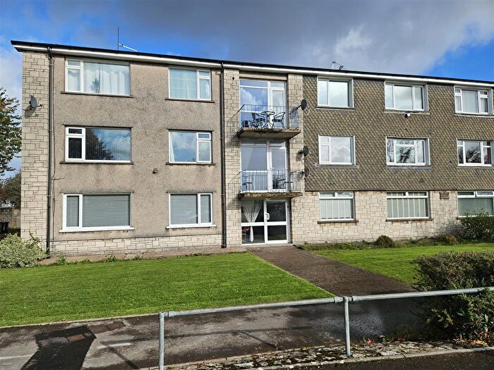 2 Bedroom Flat To Rent In Vincent Court, Vincent Road, Lower Ely, Cardiff, CF5