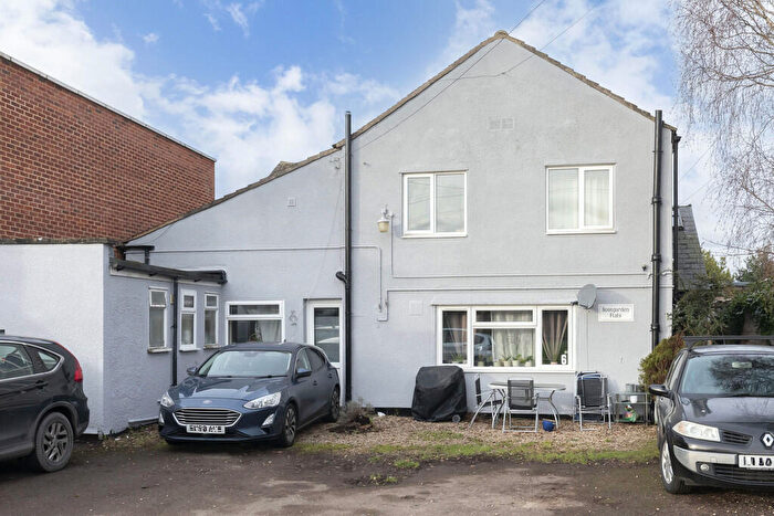 Apartment To Rent In Whaddon Drive, Cheltenham, GL52