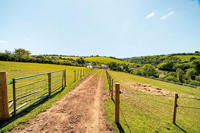 4 Bedroom Detached House For Sale In The Oaks, Brayford, EX32