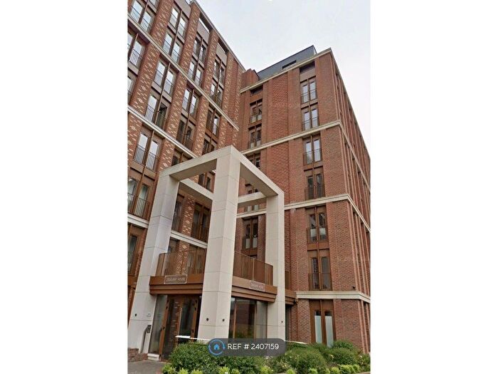 2 Bedroom Flat To Rent In Ziggurat House, St. Albans, AL1