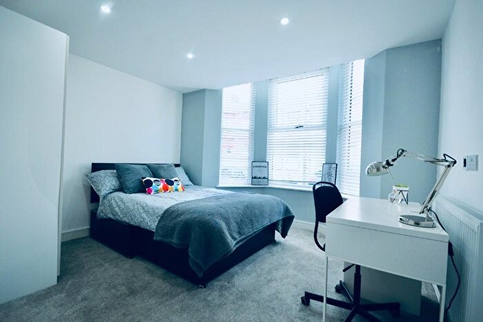 6 Bedroom House To Rent In Upper Warwick Street, Liverpool, L8