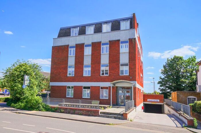 2 Bedroom Flat To Rent In Hockliffe Street, Leighton Buzzard, LU7