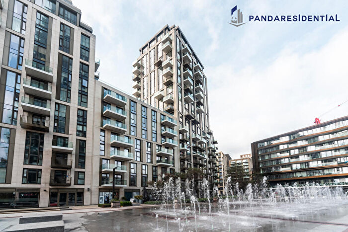 2 Bedroom Apartment For Sale In Ariel House, Vaughan Way, London, E1W