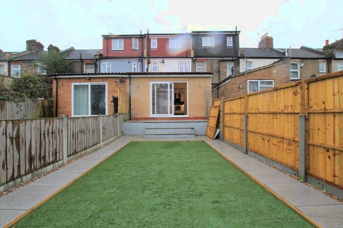 4 Bedroom Terraced House To Rent In Landseer Avenue, East Ham, London, E12
