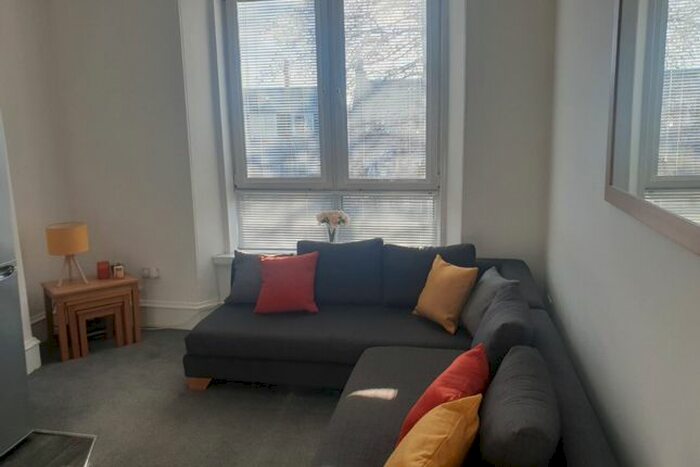 2 Bedroom Flat To Rent In Broomhill Road, City Centre, Aberdeen, AB10