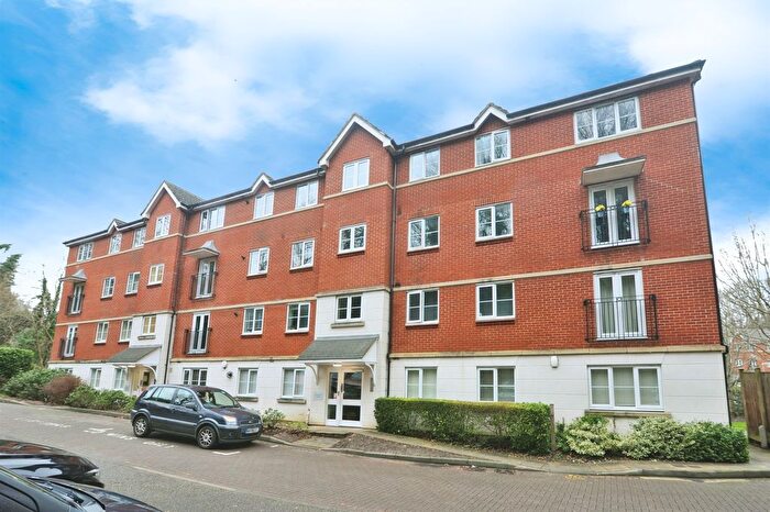 2 Bedroom Flat For Sale In Arbourvale, St. Leonards-On-Sea, TN38