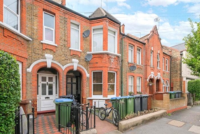 1 Bedroom Flat For Sale In Carr Road, Walthamstow, E17
