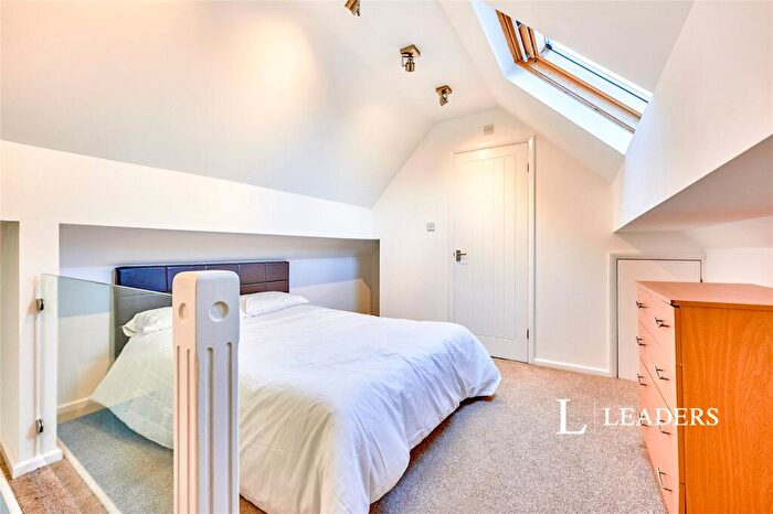 1 Bedroom House To Rent In Kingfisher Way, Bishops Stortford, CM23