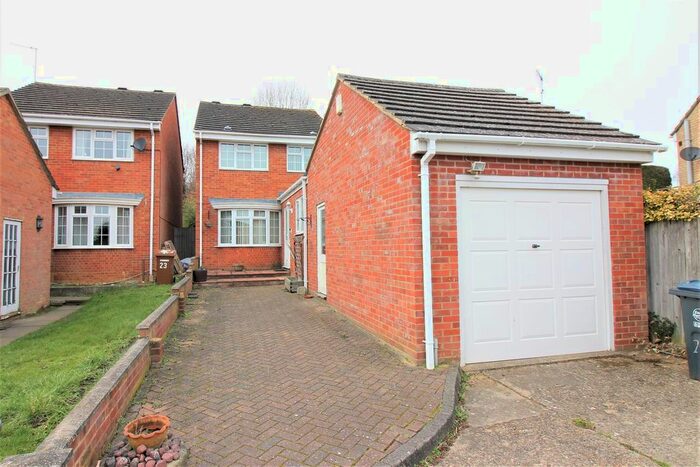 3 Bedroom Detached House To Rent In Rolleston Close, Ware, SG12