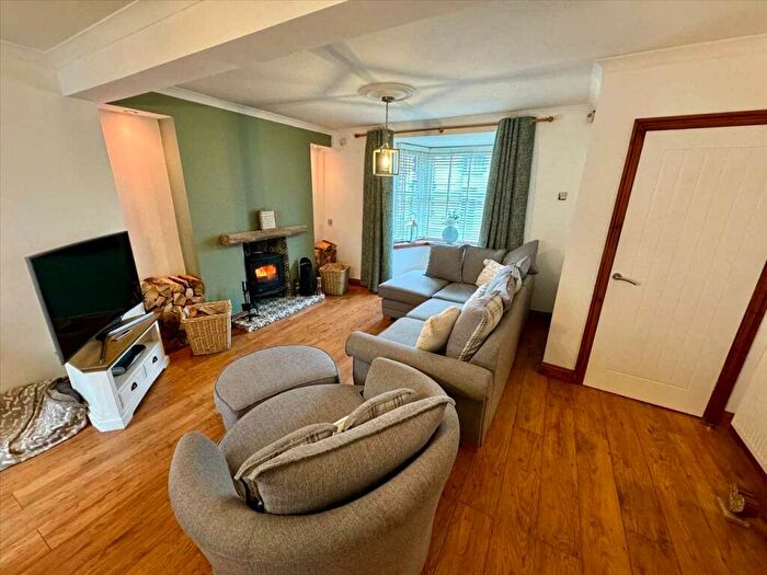 2 Bedroom Terraced House For Sale In Bank Street, Tonypandy, CF40