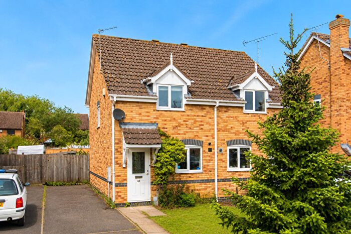 2 Bedroom Semi Detached House For Sale In Spinney Road, Burton Latimer, NN15