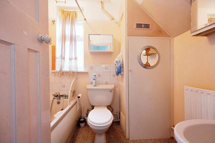 2 Bedroom Bungalow For Sale In Elm Close Estate, Hayling Island, Hampshire, PO11