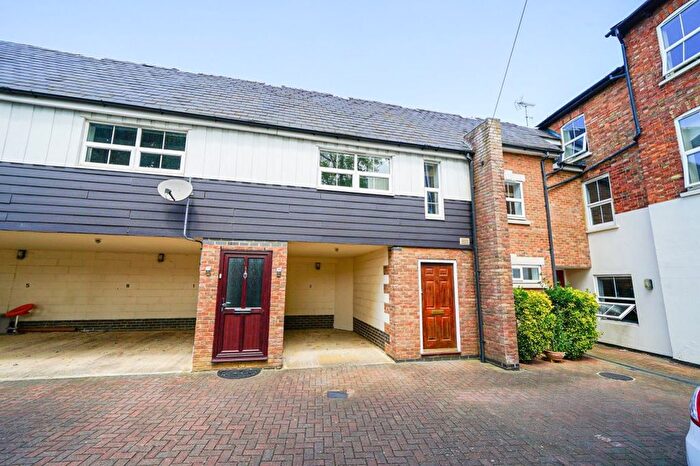 1 Bedroom Maisonette To Rent In Grove Road, Leighton Buzzard, LU7