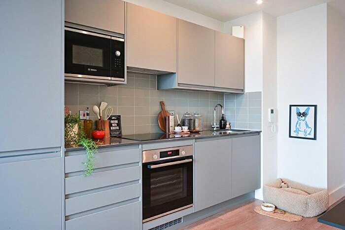 1 Bedroom Apartment To Rent In Uncle Leeds, Whitehall, LS12