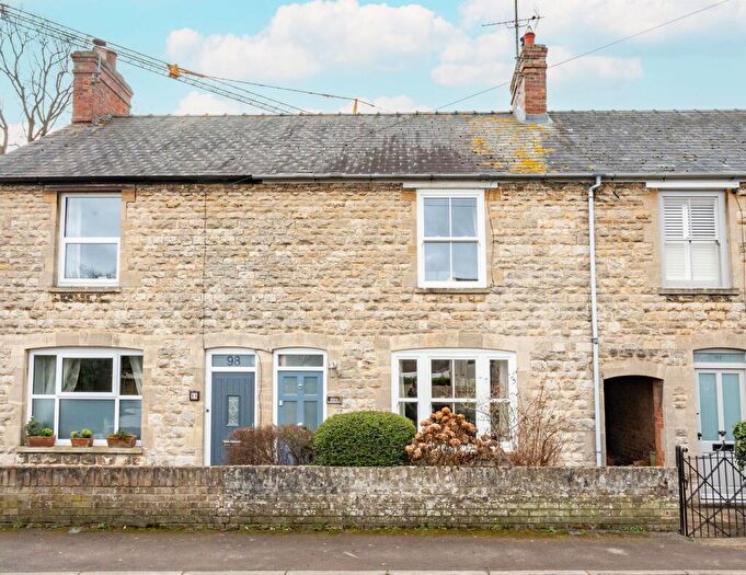 3 Bedroom Terraced House To Rent In The Crofts, Witney, OX28