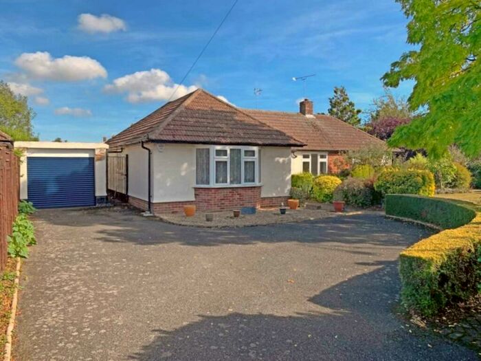 2 Bedroom Detached Bungalow To Rent In Westerfield Road, Ipswich, IP4