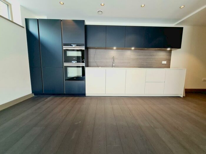 1 Bedroom Flat To Rent In - Lancaster Grove, Belsize Park, NW3