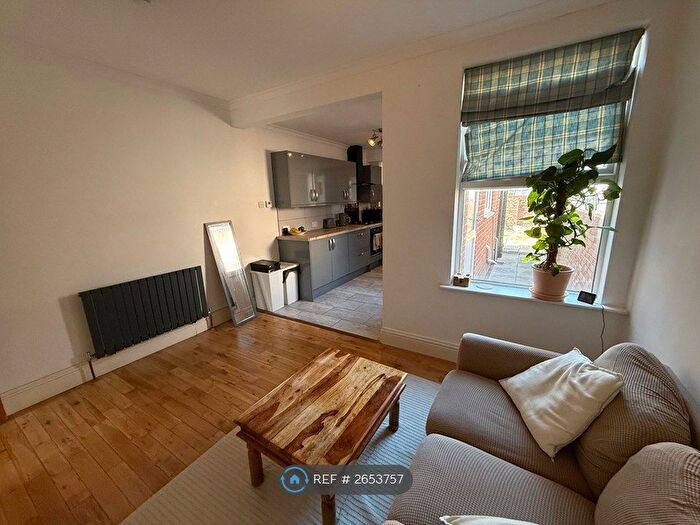 2 Bedroom Terraced House To Rent In Sutherland Road, Southsea, PO4