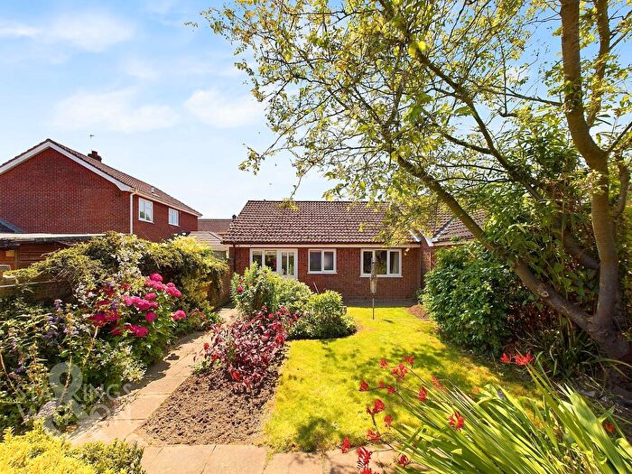 2 Bedroom Semi-Detached Bungalow For Sale In Nursery Close, Acle, Norwich, NR13