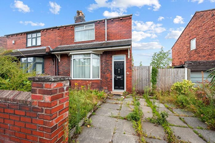 3 Bedroom Semi-Detached House For Sale In Marshalls Cross Road, St. Helens, WA9