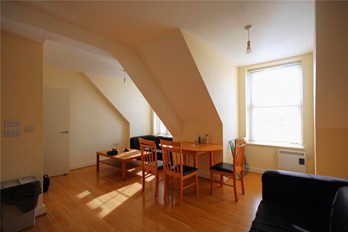 1 Bedroom Apartment To Rent In Oxford Road, Reading, Berkshire, RG1