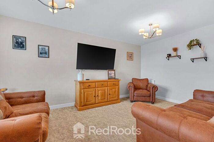 4 Bedroom Detached House For Sale In Stretton Street, Adwick-Le-Street, Doncaster, DN6