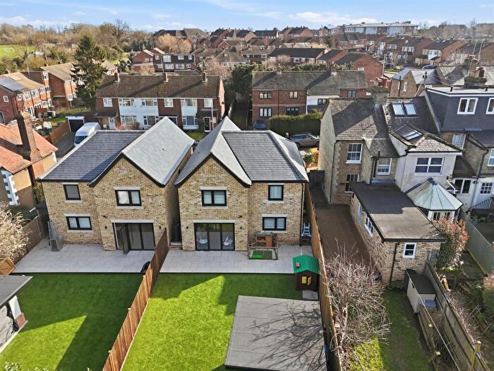 3 Bedroom Detached House For Sale In Musley Hill - Ware - Chain Free, SG12