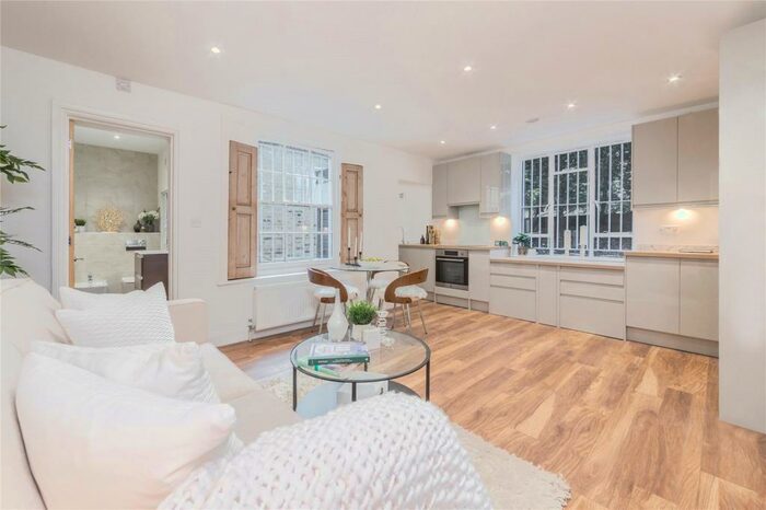 2 Bedroom Flat To Rent In Northchurch Road, London, N1