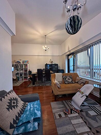 2 Bedroom Flat To Rent In Meridian Place, London, E14