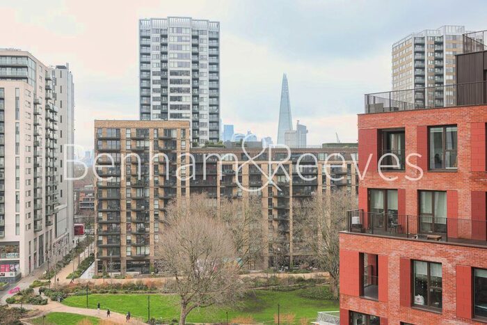 Studio To Rent In Deacon Street, London, SE17