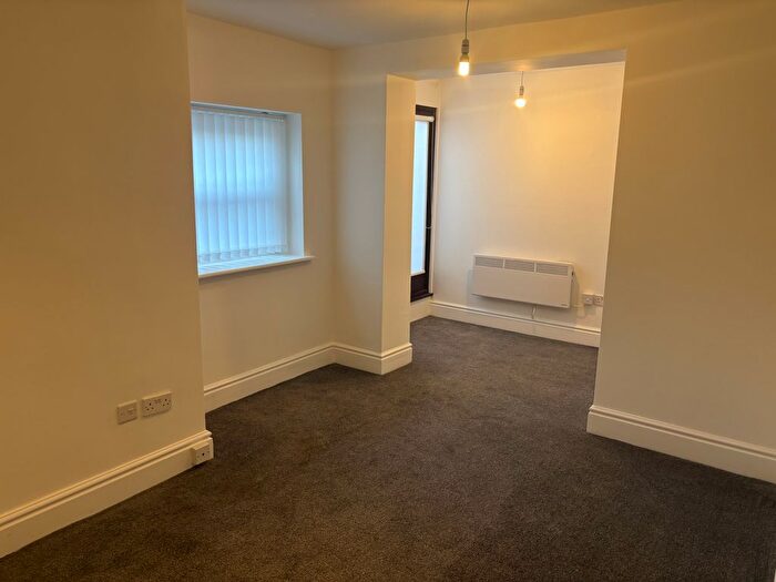 2 Bedroom Flat To Rent In Toxteth, Liverpool, L8