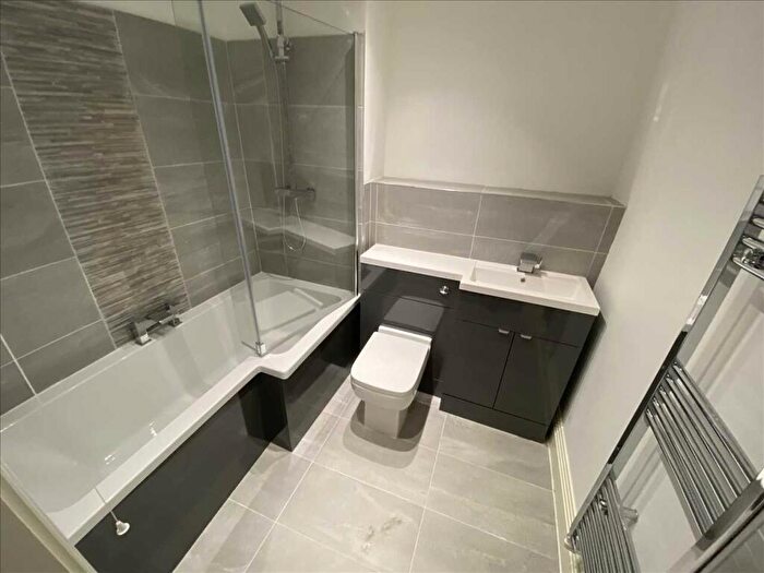 2 Bedroom Apartment To Rent In Ridgemere Close, Birmingham, B26