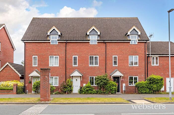 3 Bedroom Terraced House For Sale In Fairway, Costessey, NR8