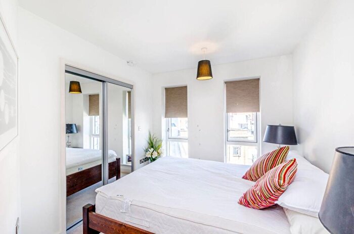 1 Bedroom Flat To Rent In St Pancras Way, St Pancras, London, NW1