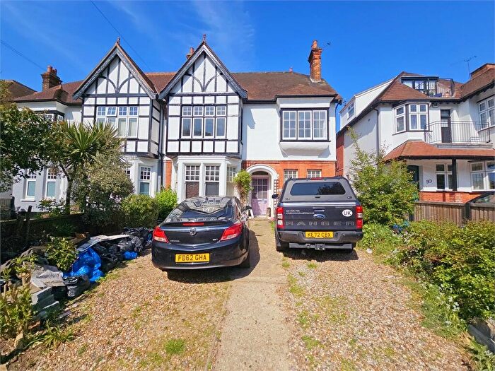 3 Bedroom Apartment To Rent In Ditton Court Road, Westcliff On Sea, Westcliff On Sea, SS0