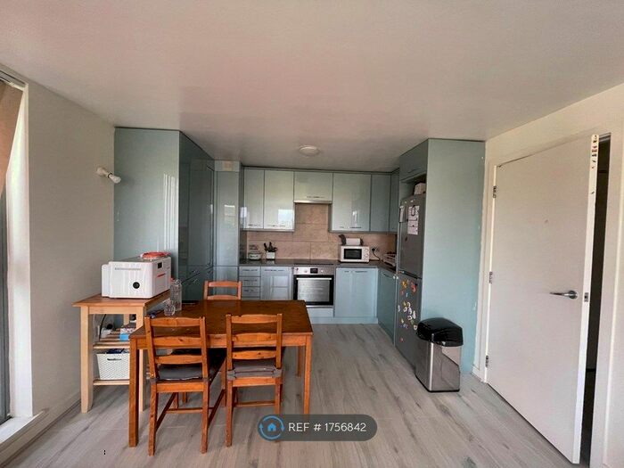 2 Bedroom Flat To Rent In Nebraska Building, London, SE13