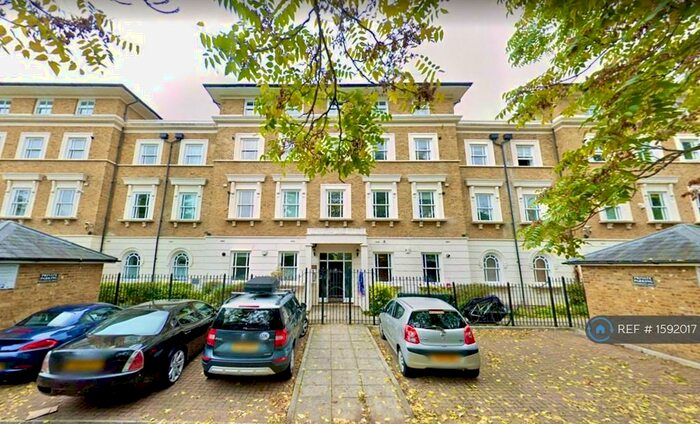 2 Bedroom Flat To Rent In Lewisham Way, London, SE4