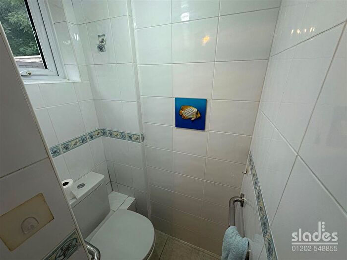 1 Bedroom Flat For Sale In Charminster Road, Charminster, Bournemouth, BH8