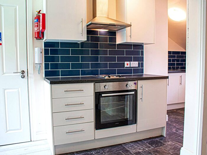 Studio To Rent In Headingley Lane, Headingley, Leeds, LS6