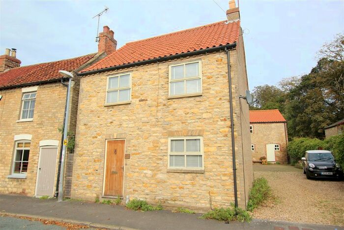 2 Bedroom Property To Rent In Eastgate, North Newbald, York, YO43