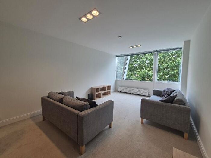 2 Bedroom Apartment To Rent In Kenyons Steps Liverpool, L1